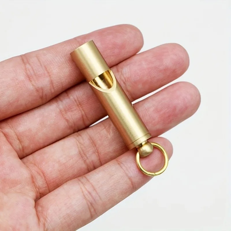 صفارة إنذار قوية للطوارئ والنج - مراجعة Emergency Whistle Loud وسعره